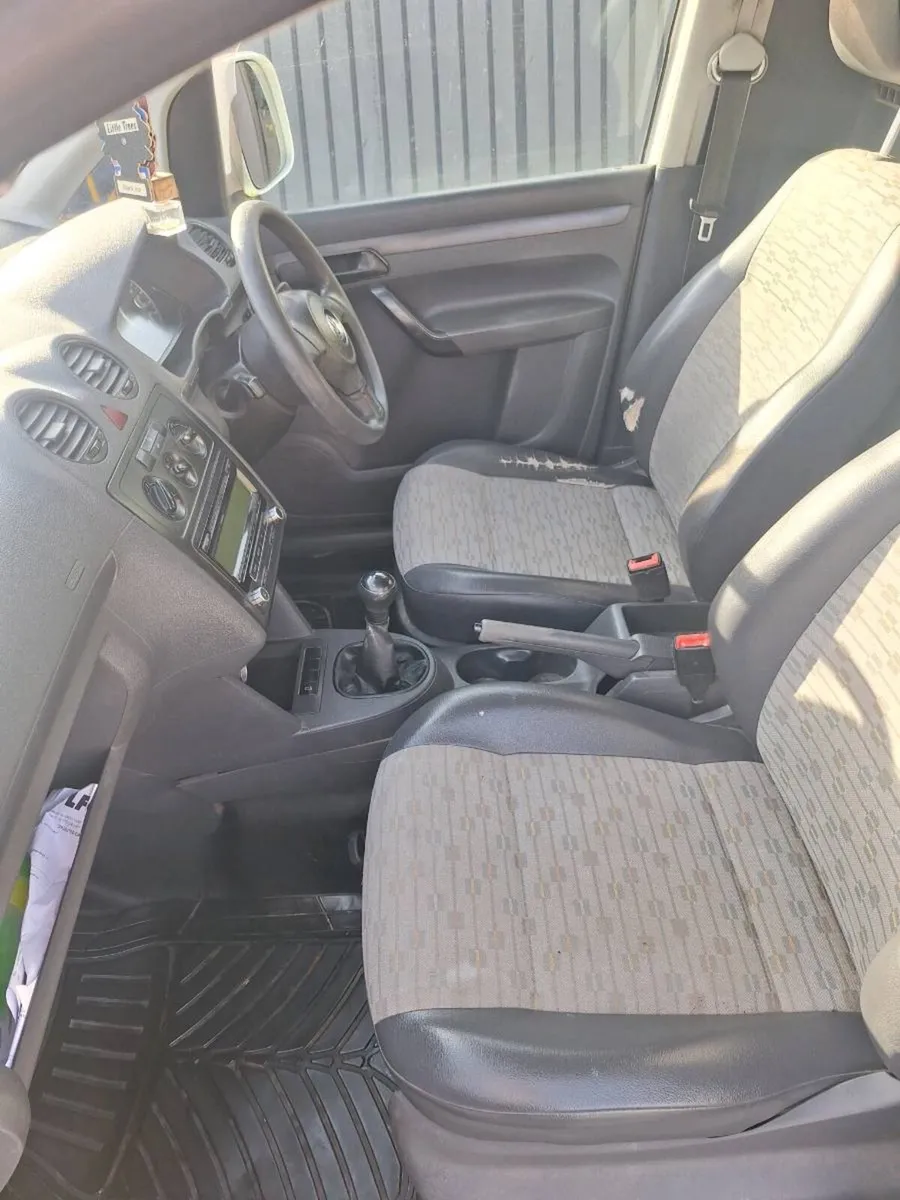 Vw caddy - Image 4