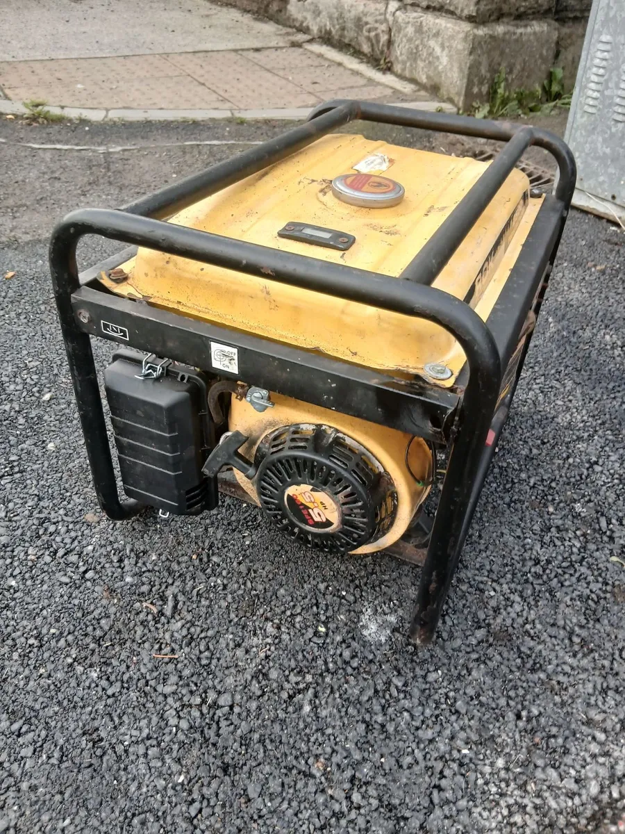 ROK 2500 generator working 100-percent - Image 1