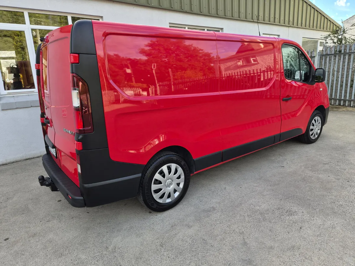 Renault Trafic 2020 lwb - Image 3