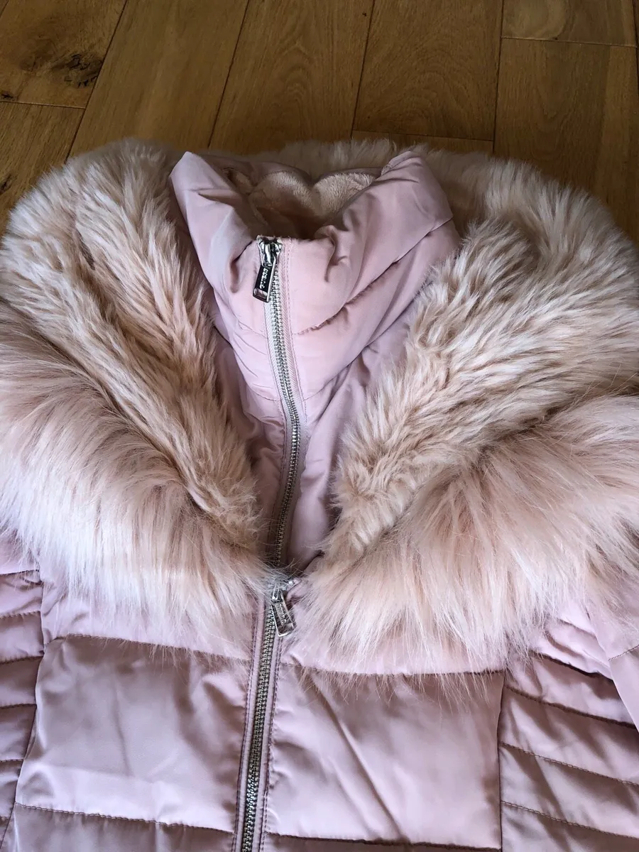 Ladies Guess coat - Image 2