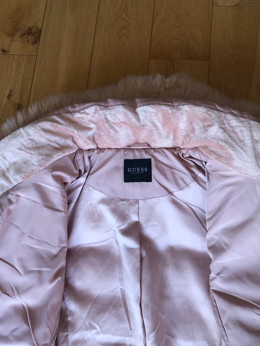 Ladies Guess coat - Image 4