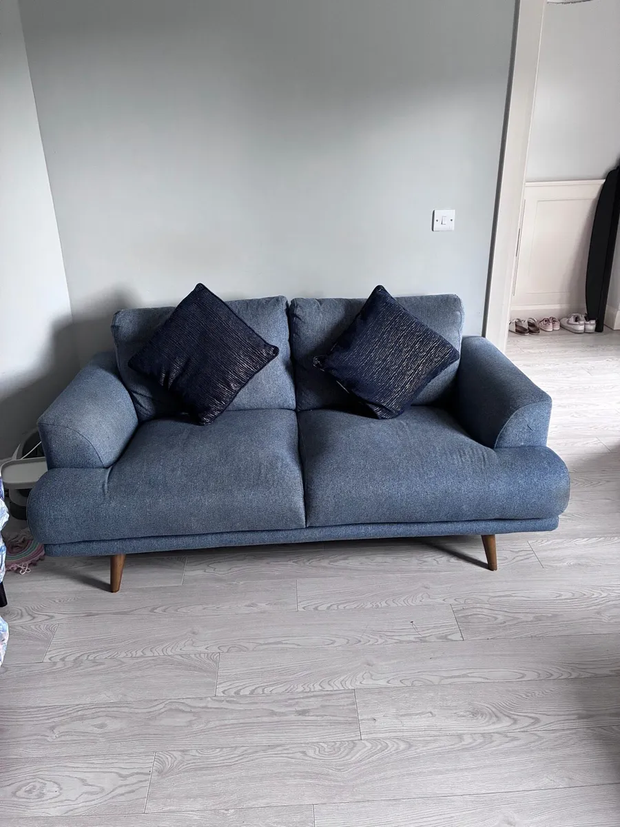 Couch - Image 1