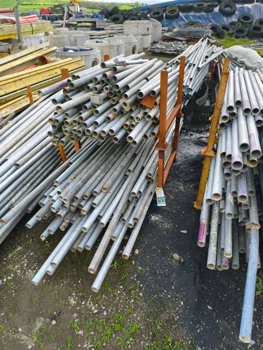 Tube and fitting scaffolding - Image 1