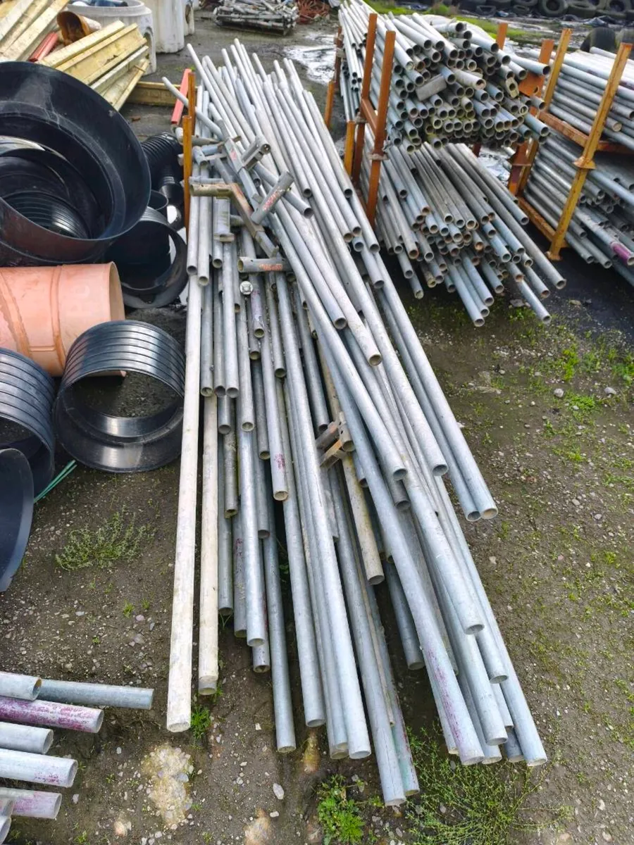 Tube and fitting scaffolding - Image 3