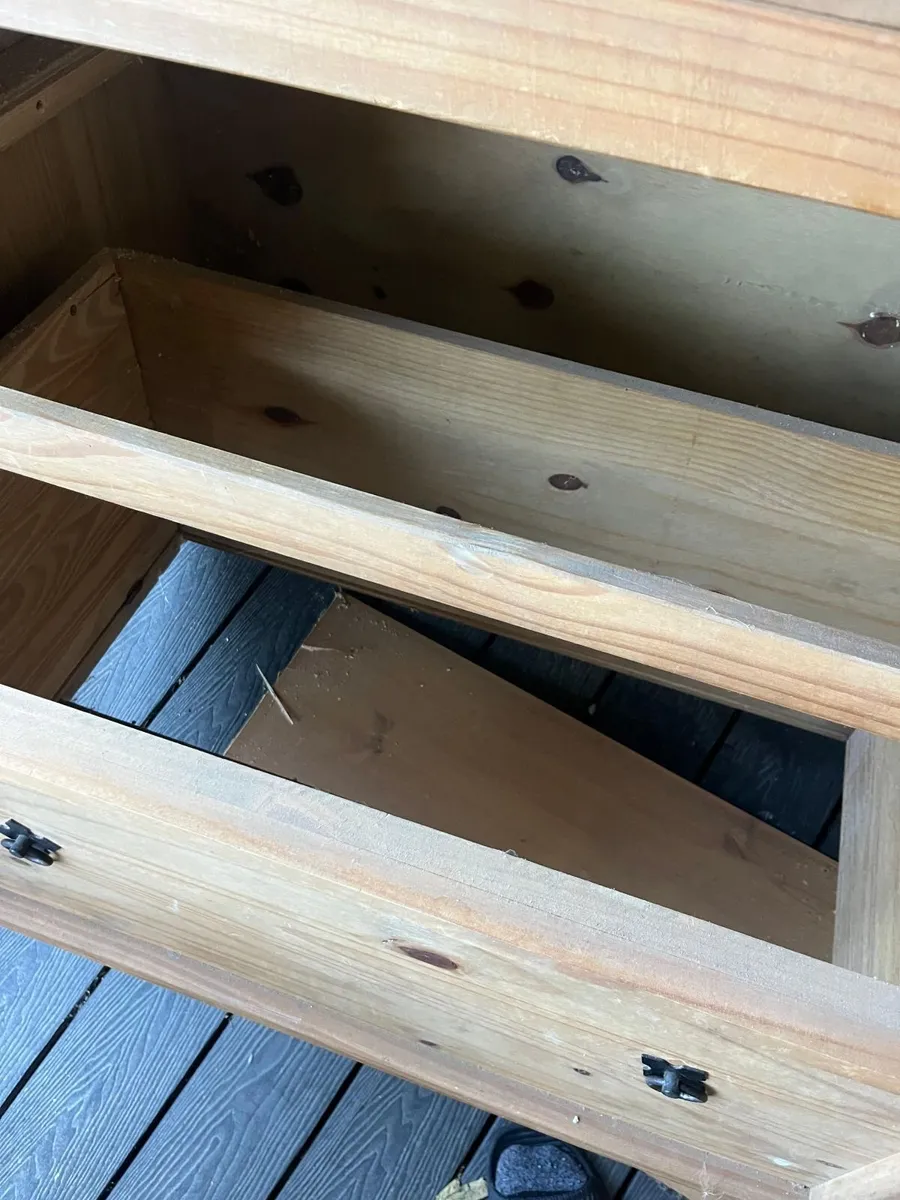 Solid Pine Chest of Drawers – Mexican Pine, 4 Draw - Image 4