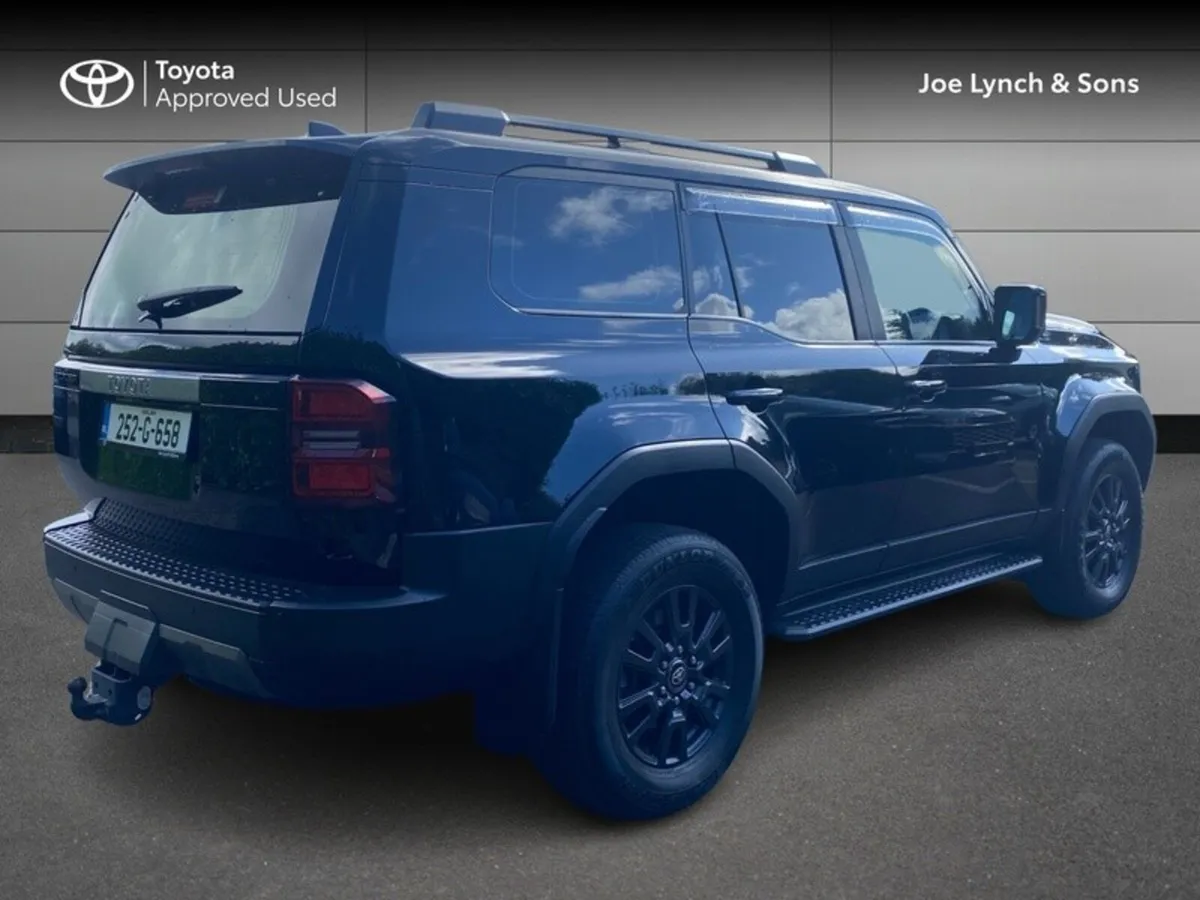 Toyota Land Cruiser LWB GX Auto Diesel 2.8 - Image 2