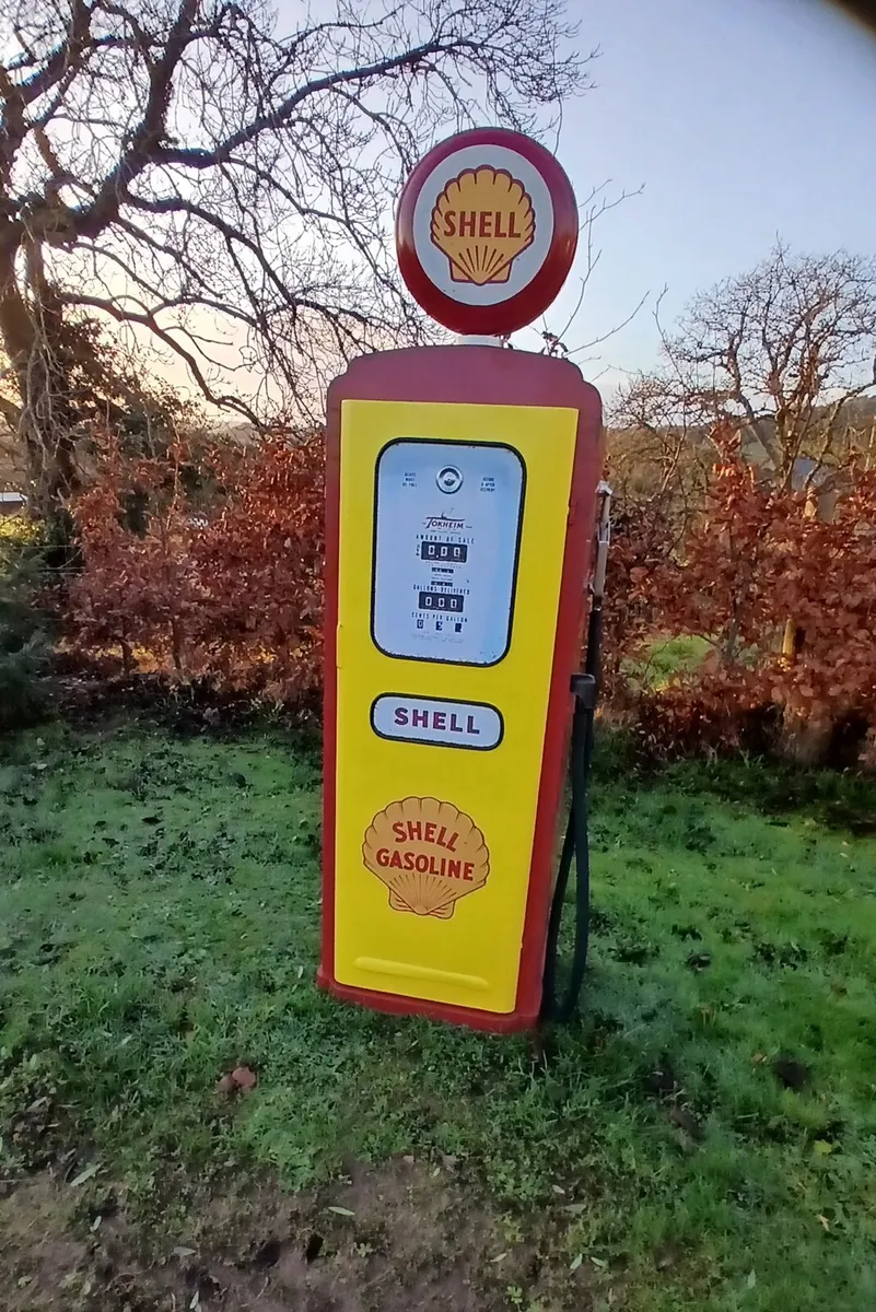 Retro Vintage Petrol Pumps - Image 3
