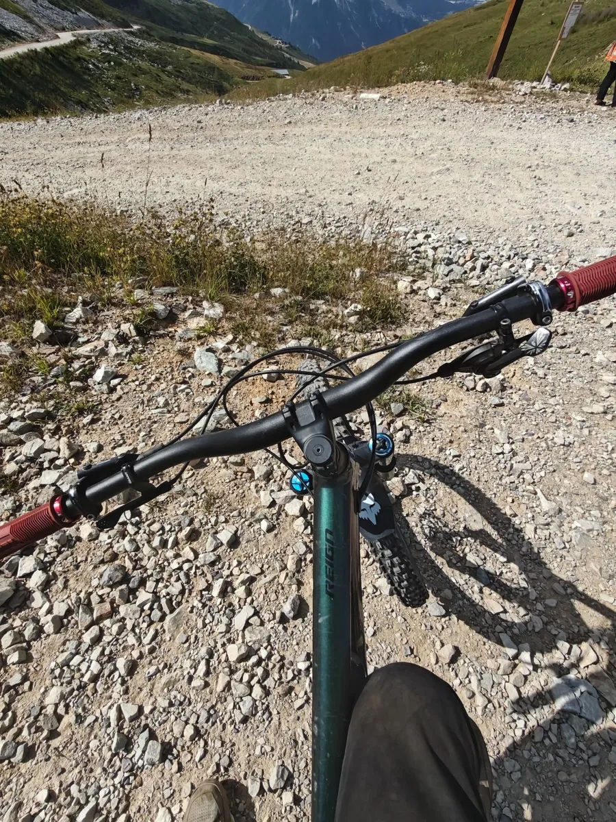 Mountain bike - Image 3