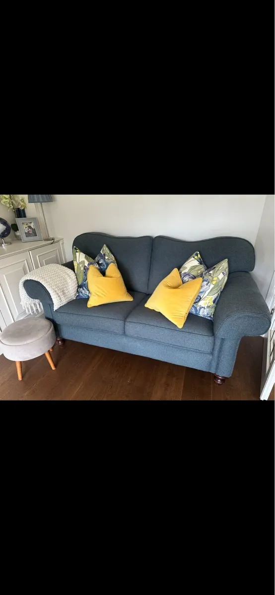 Finline Furniture Sofa Set, Chair & Ottoman - Image 1