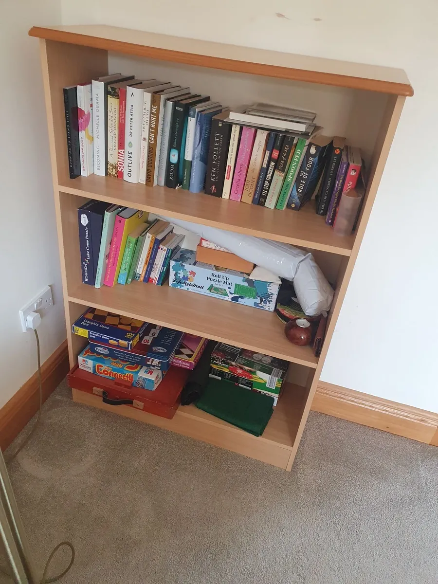 Book case +couch - Image 4