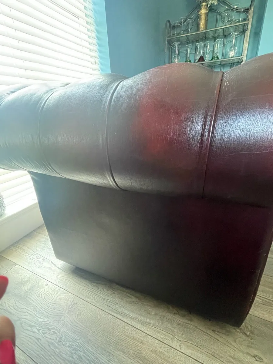 Chesterfield Sofa - Image 2