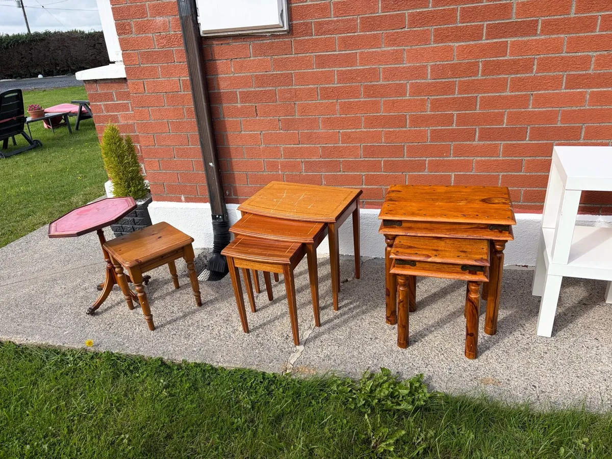 nest of tables / side tables / coffee  tables - Image 2