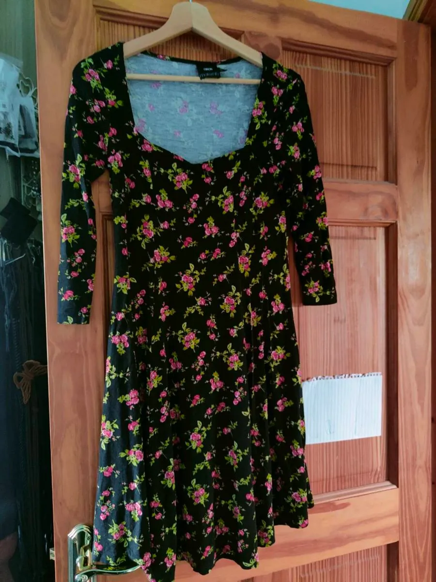 Maternity dress - Image 1