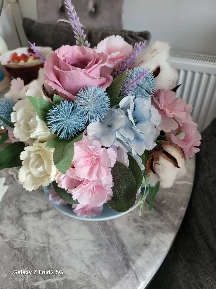 I have a lovely flowers arrangement