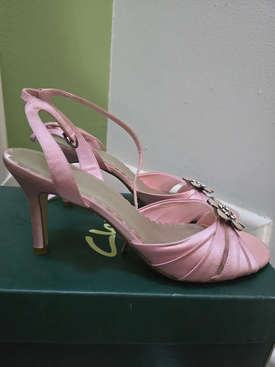 Shoes - Image 4