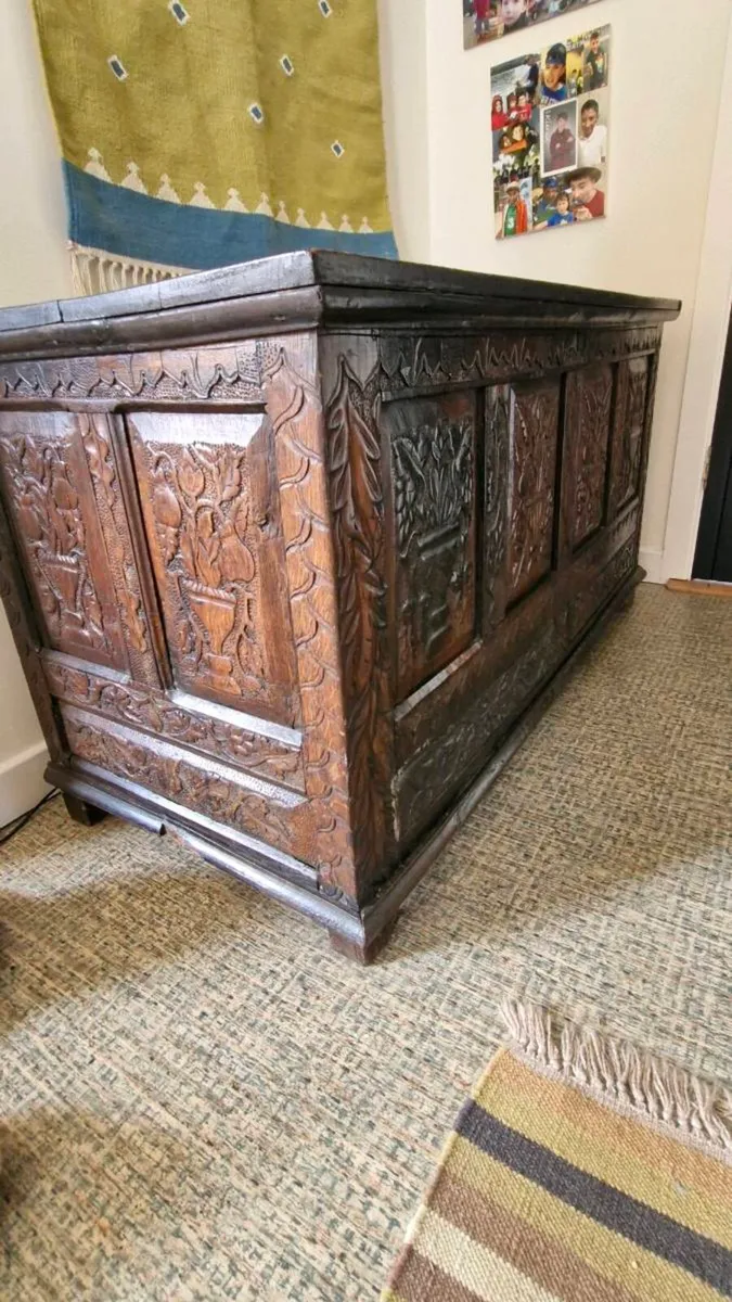 Antique wooden storage chest - Image 3