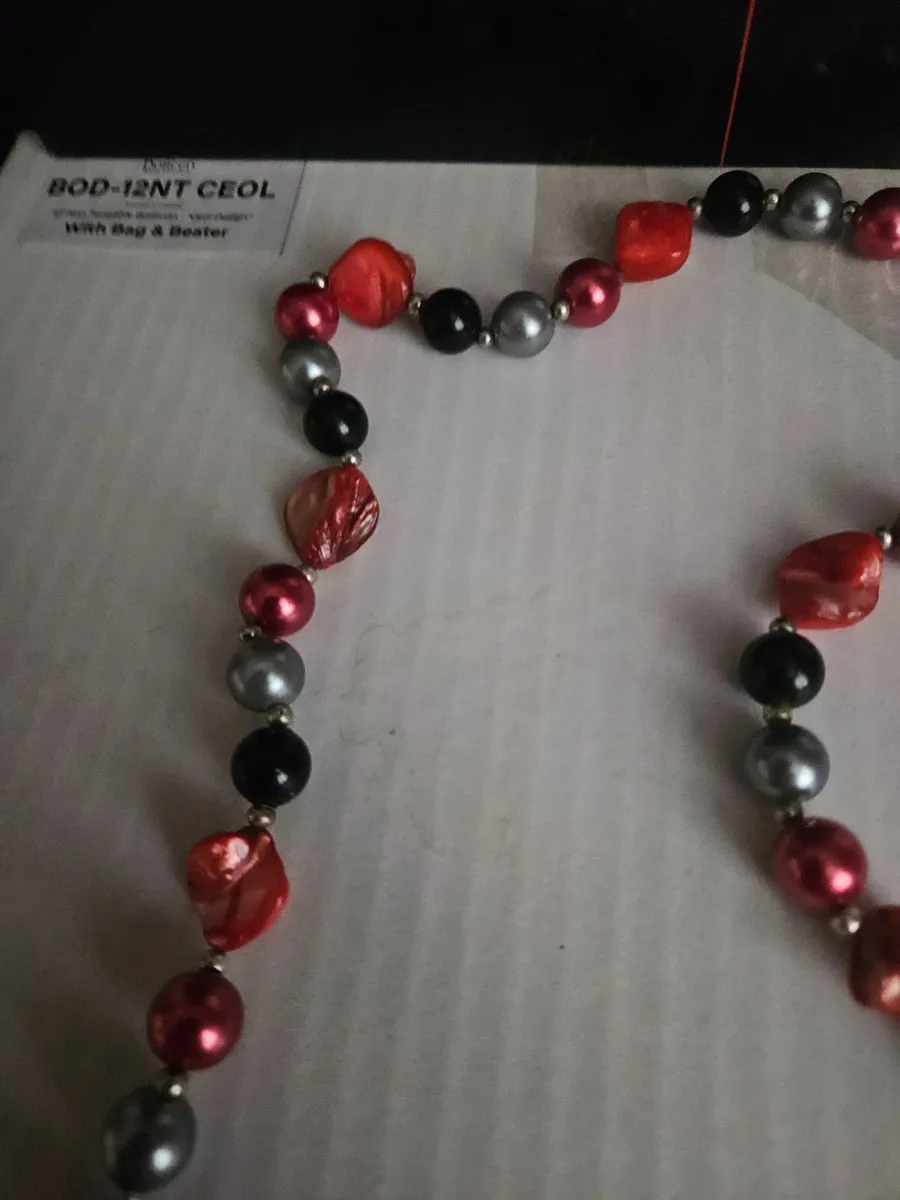 Necklace Costume Jewelry - Image 2
