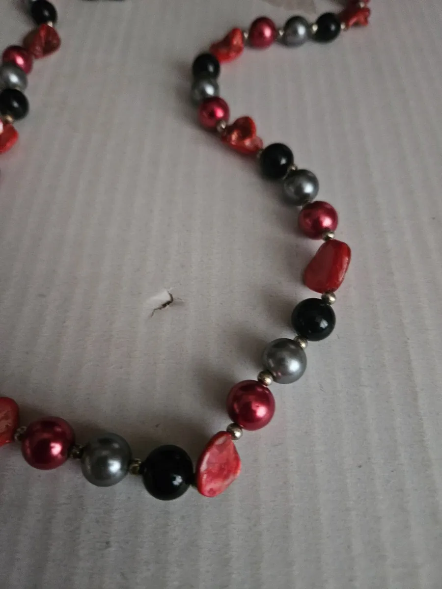 Necklace Costume Jewelry - Image 4