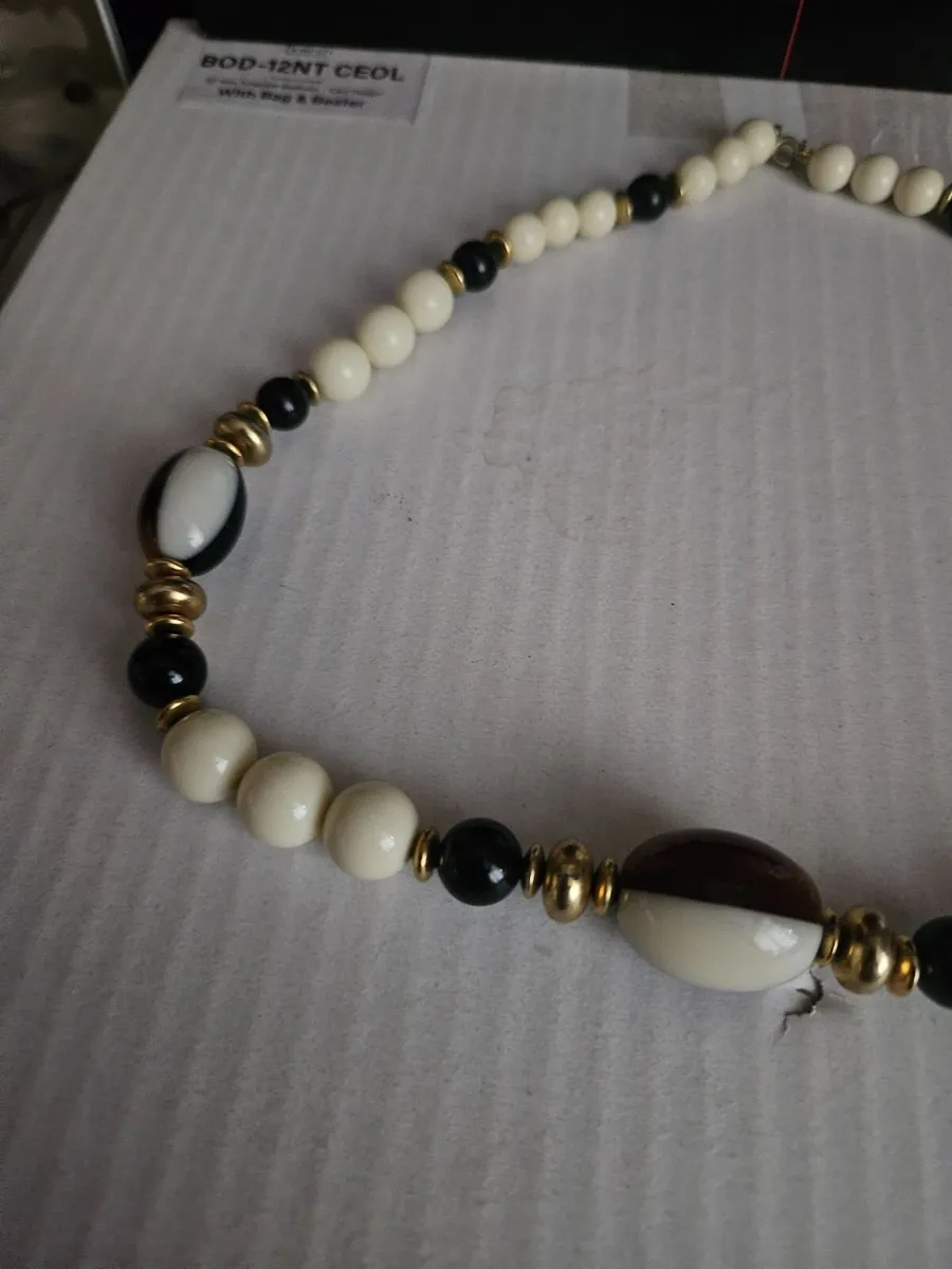 Necklace Costume Jewelry - Image 2