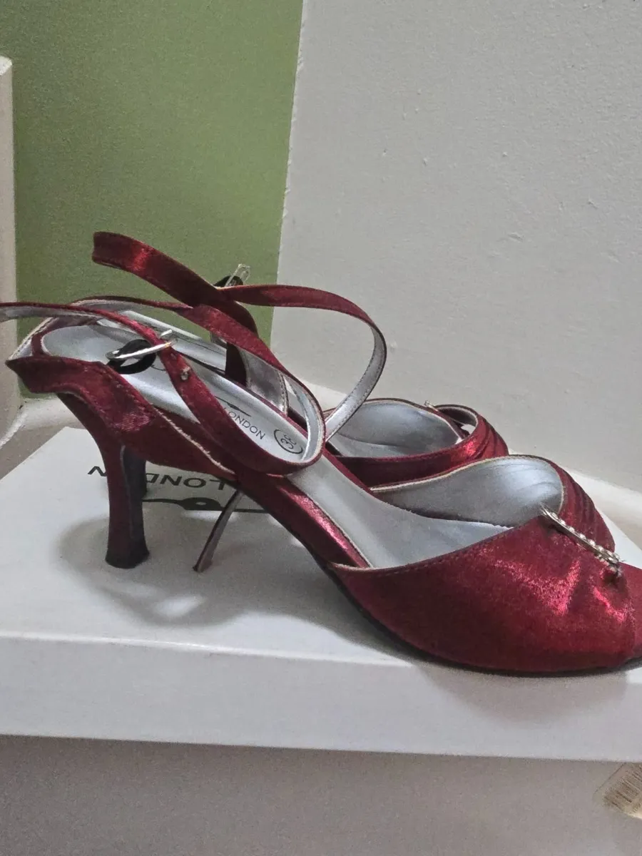 Shoes - Image 3