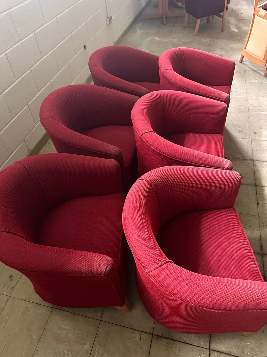 Red tub chairs - Image 2