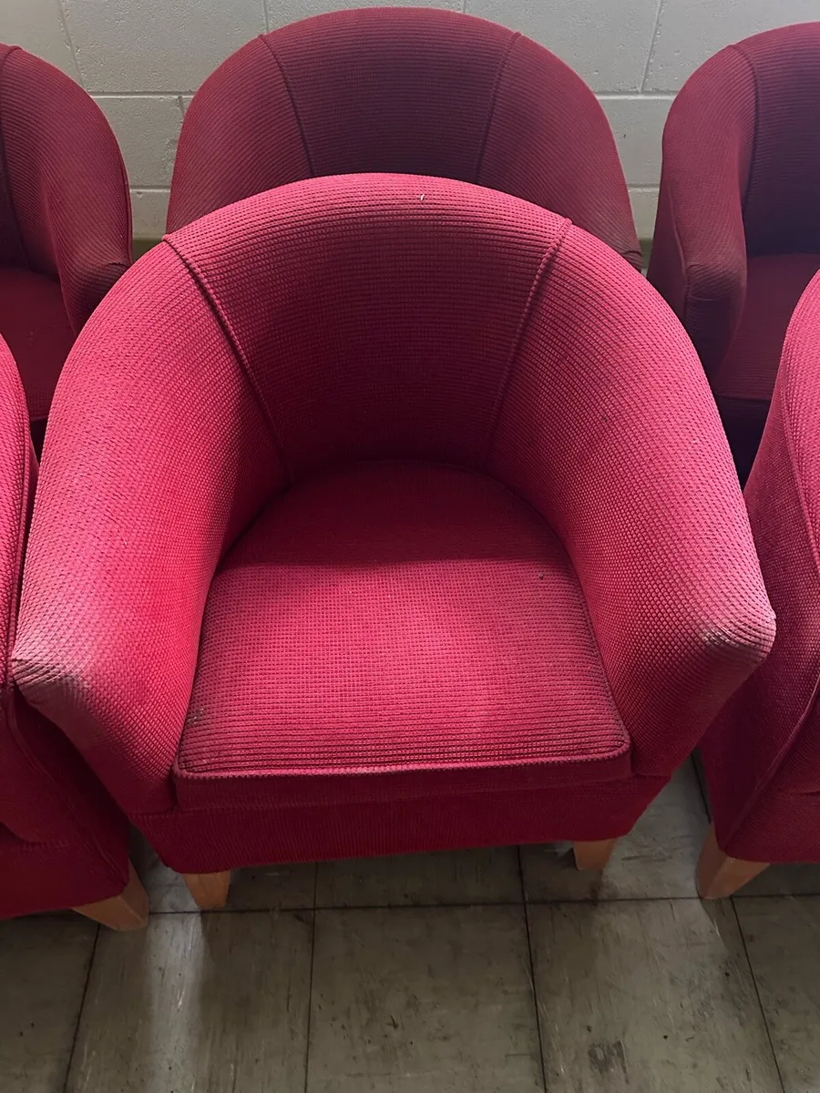 Red tub chairs - Image 4