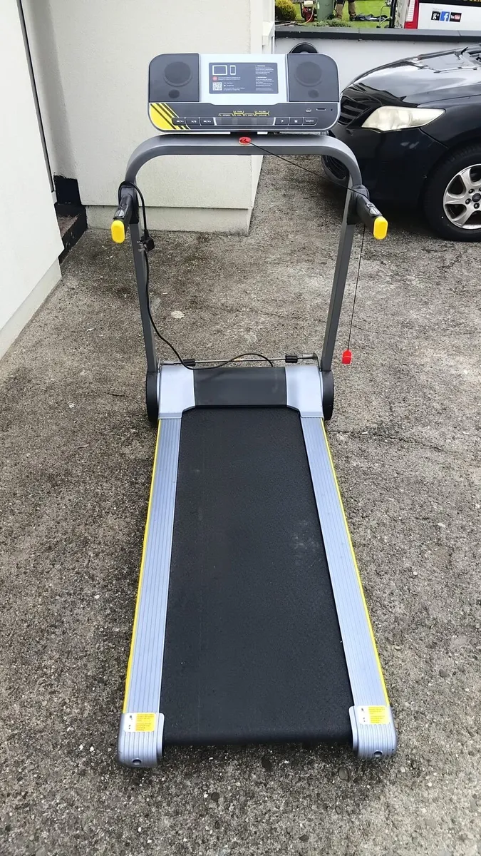 POWER TRACK 6000 Folding Treadmill with Incline - Image 2