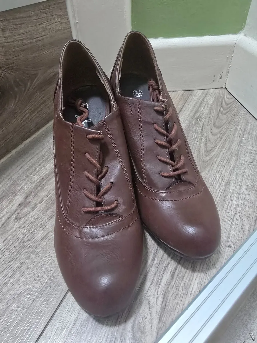 Shoes - Image 1