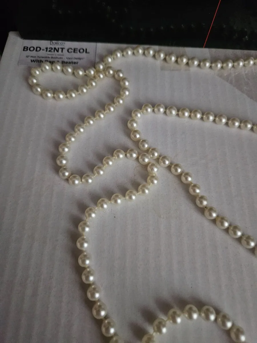 Necklace Costume Jewelry - Image 4