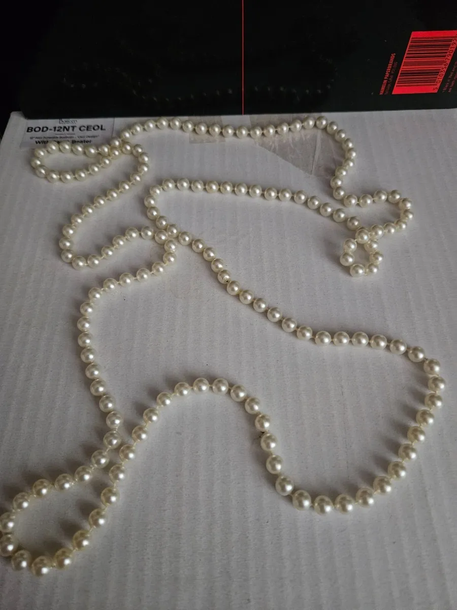 Necklace Costume Jewelry - Image 3