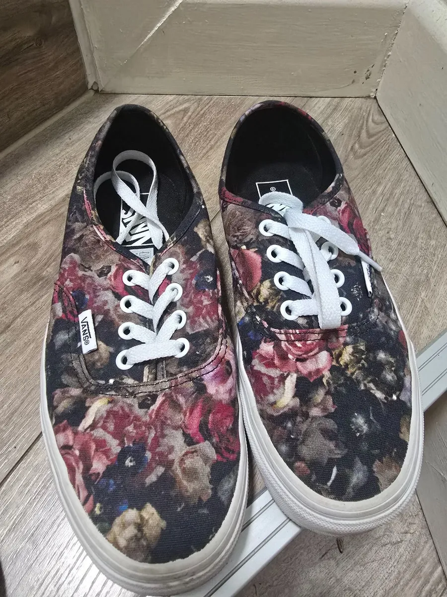 Shoes - Image 3