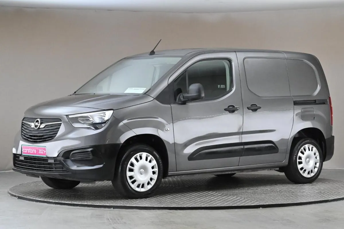 Opel Combo 1.5 CDTI 5SPD 75BHP 3SEATER MY21-L1H1** - Image 4