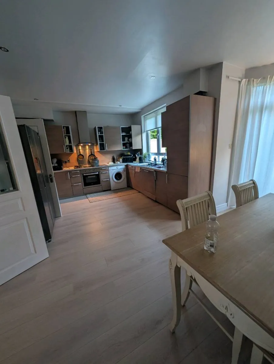 Kitchen - Image 2