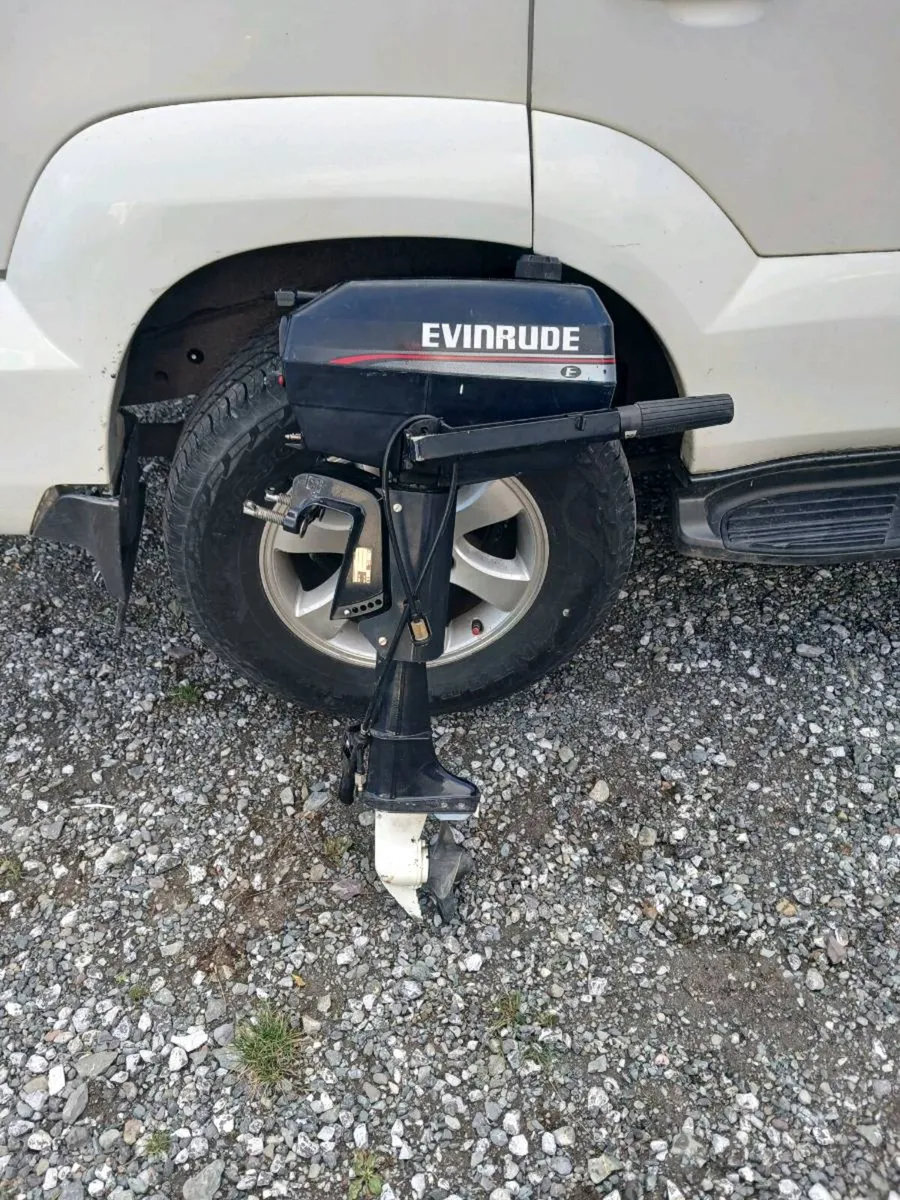 Small fiberglass boat and outbound - Image 2