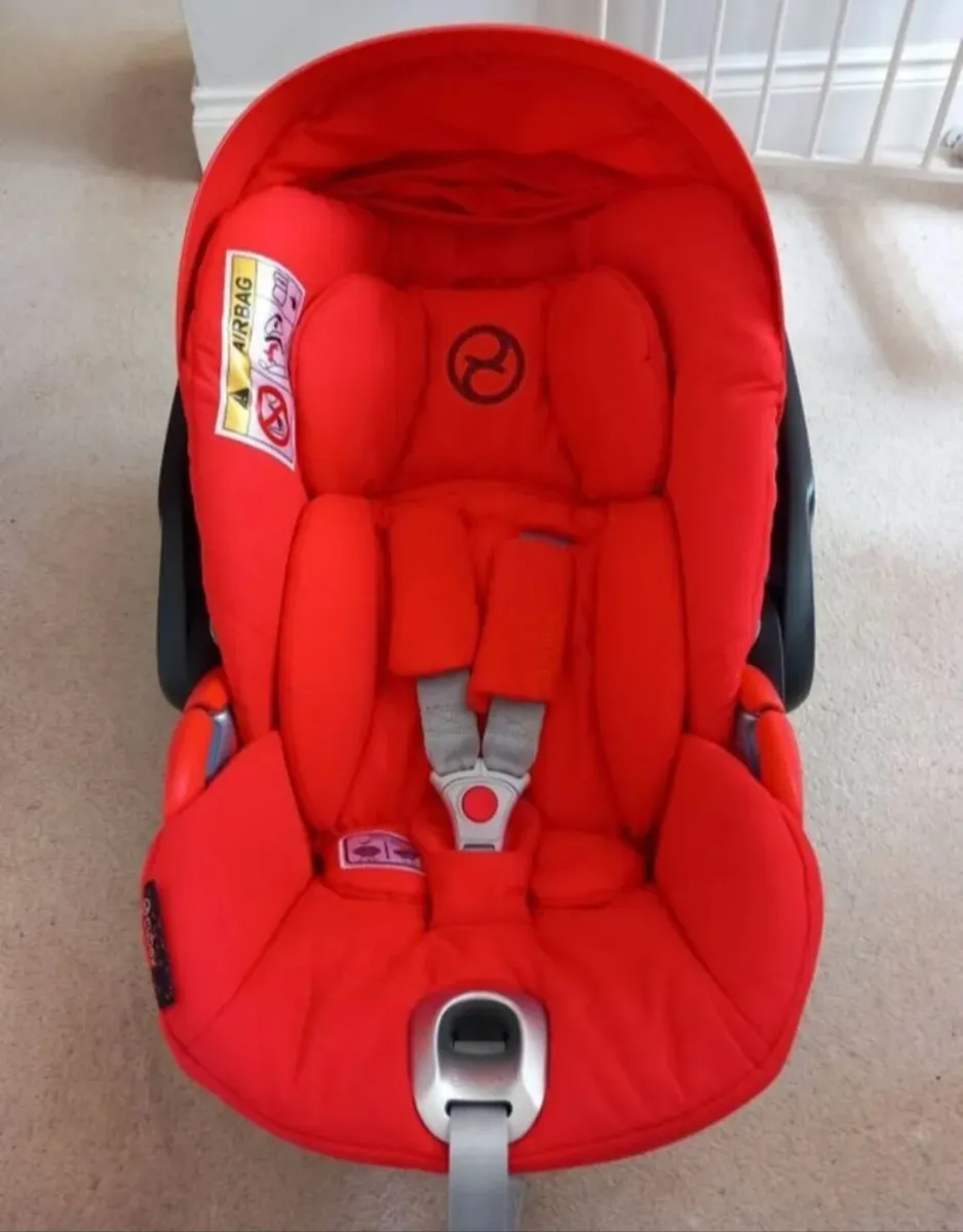 Carseat Cybex Cloud Z i-size & Isofix base - Image 4