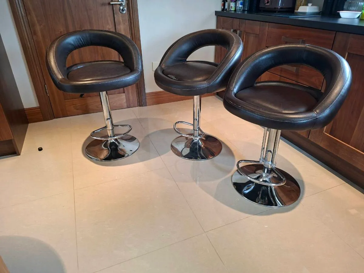 breakfast bar stools - Image 2