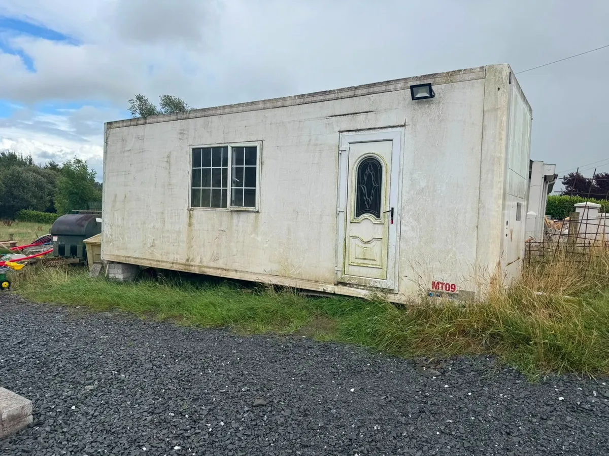 Storage container - Image 1