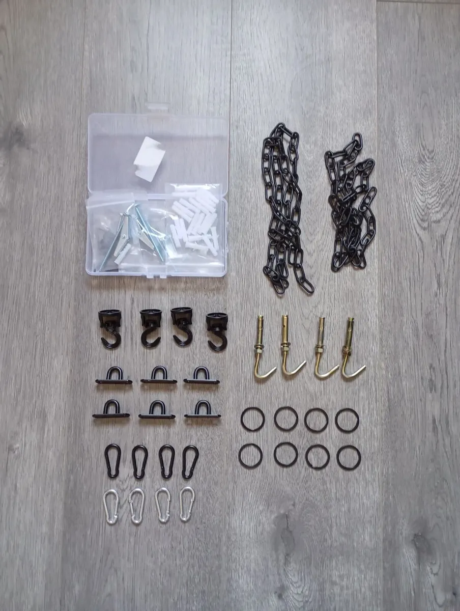 Hooks & Accessories - Image 1