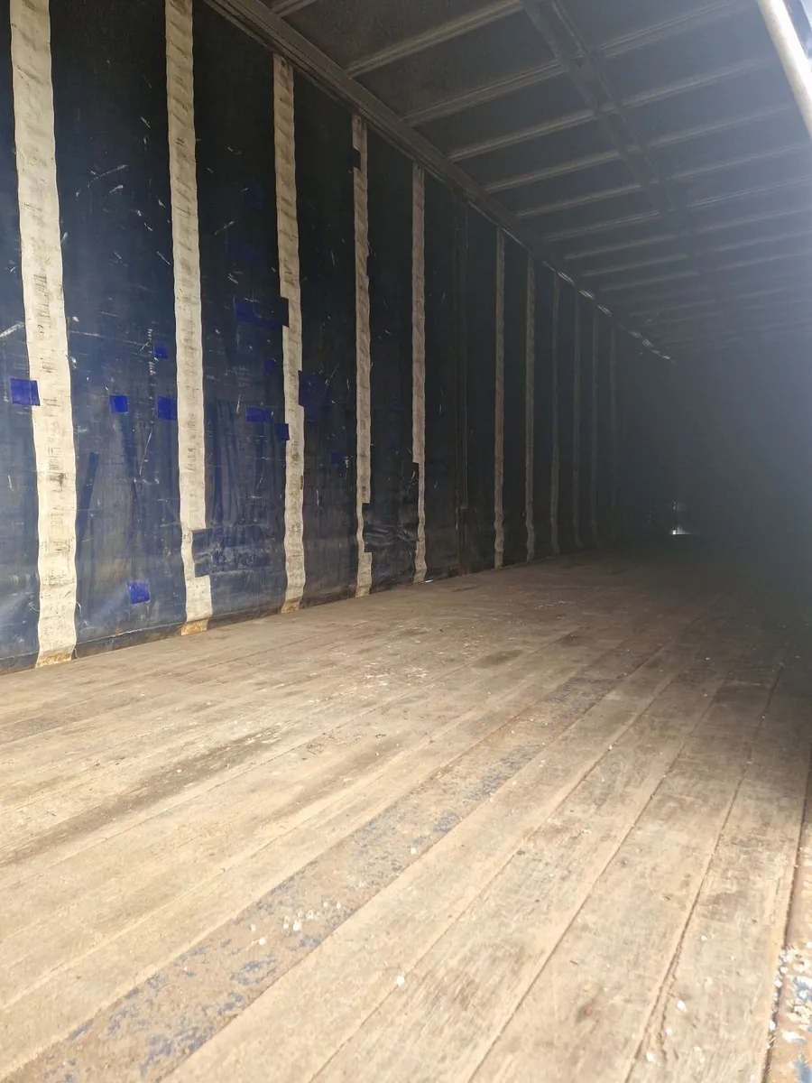 Curtainsider trailer - Image 4