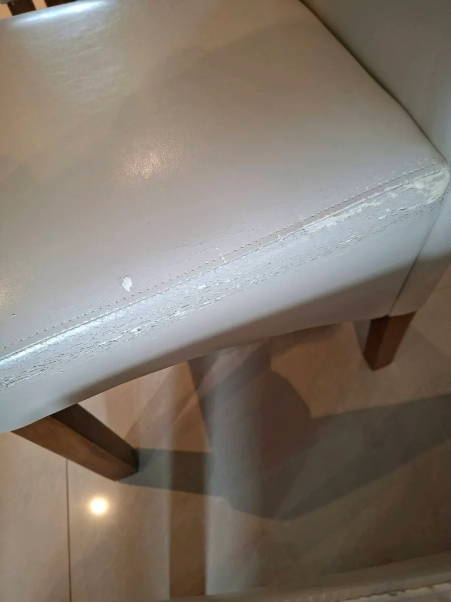 dinning table chairs - Image 4