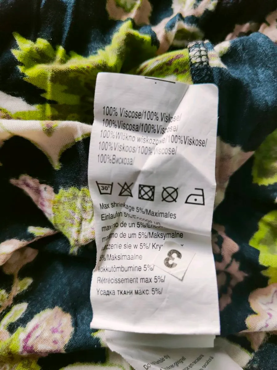 Maternity skirt and shorts - Image 3