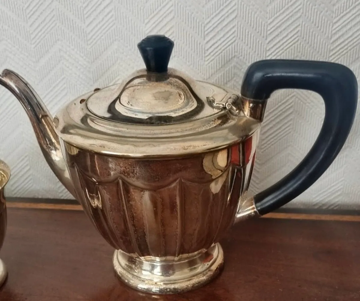 Antique Silver Three Piece Tea Set - Image 3