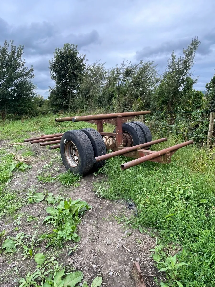Bale trailer - Image 2