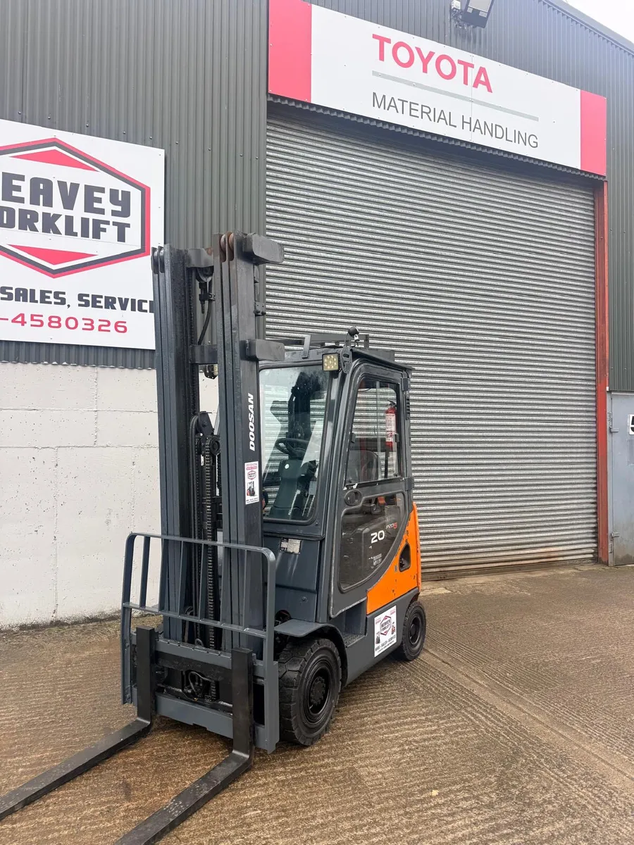 Doosan 2T Forklifts – Low Hours – Fully Serviced - Image 1