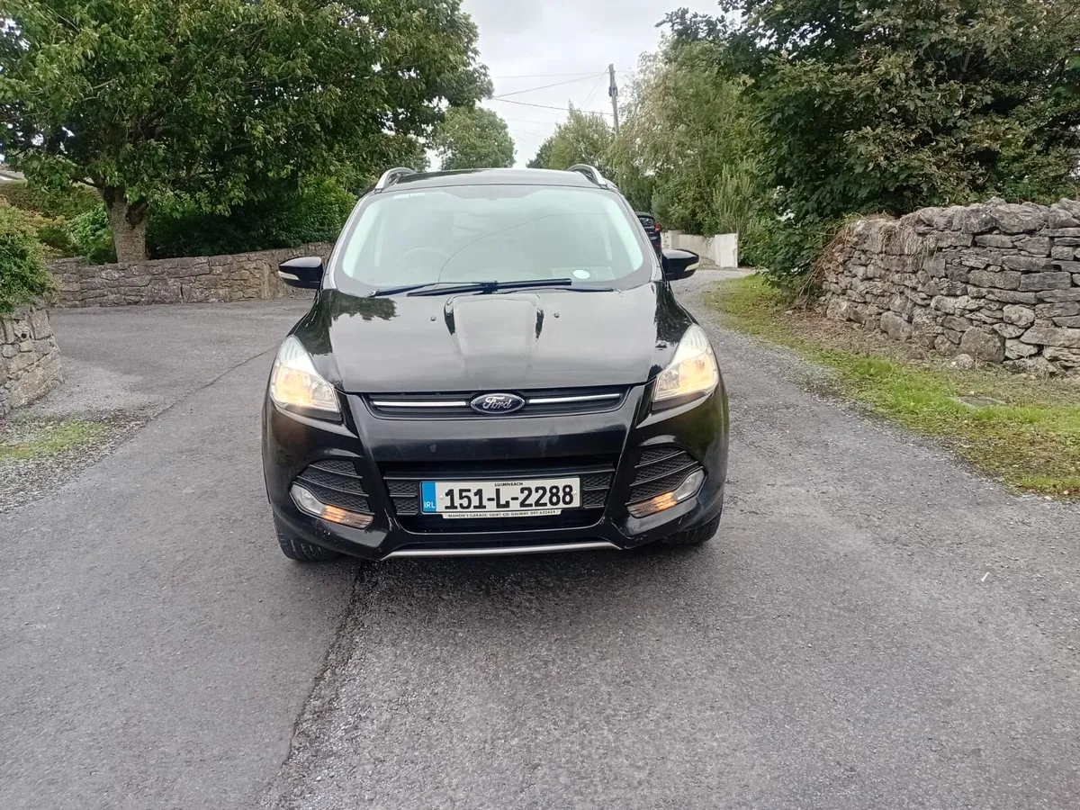 151 Ford Kuga Doe 4/27 - Image 1