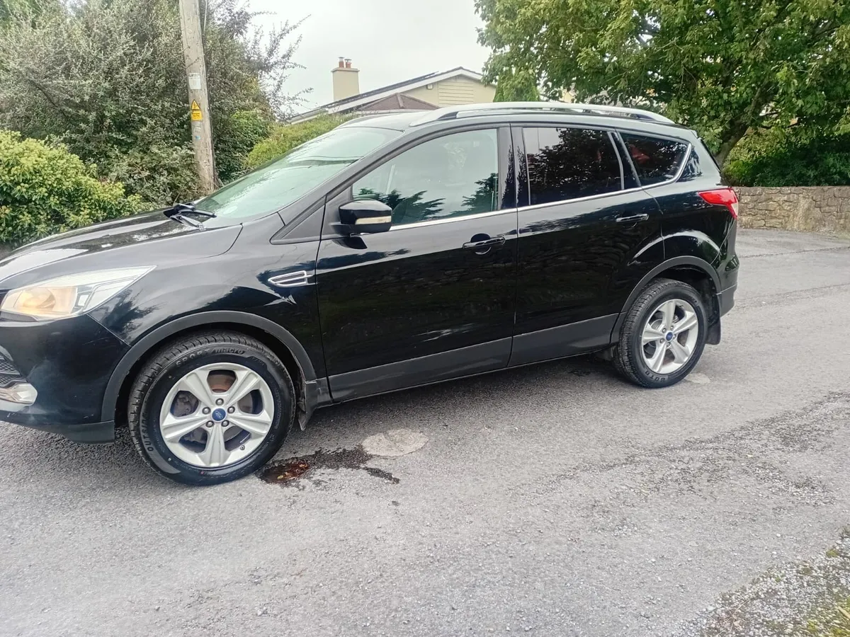 151 Ford Kuga Doe 4/27 - Image 2