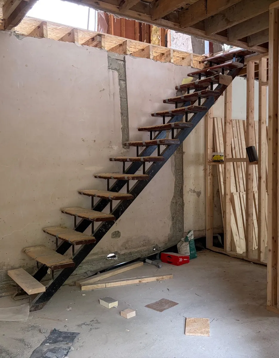 Steel & timber stairs - Image 1