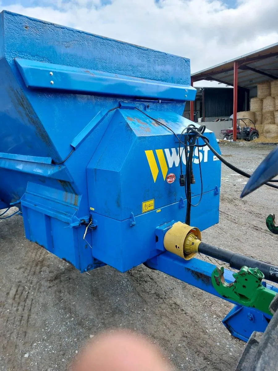 West 1300 dung spreader - Image 3