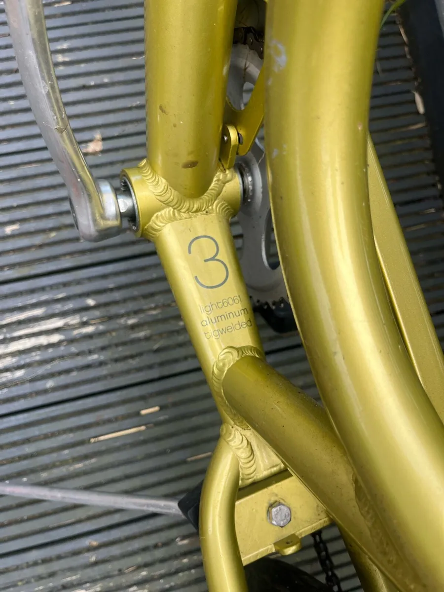 Ladies bicycle - Image 2