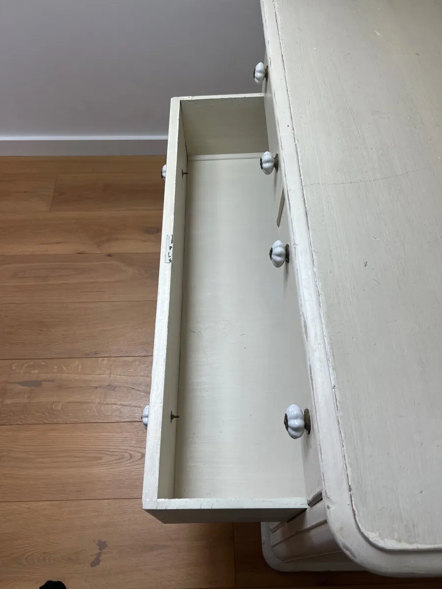 Drawers - Image 4